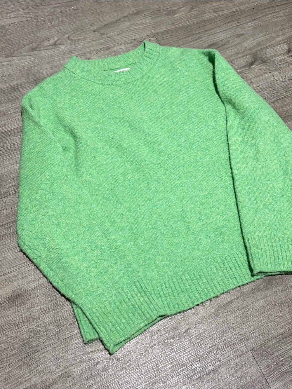 American Eagle Outfitters Light Green Crewneck Sweater